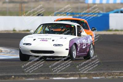 media/Mar-16-2025-CalClub SCCA (Sun) [[e72803ec8c]]/Group 5/Qualifying (Turn 1)/
